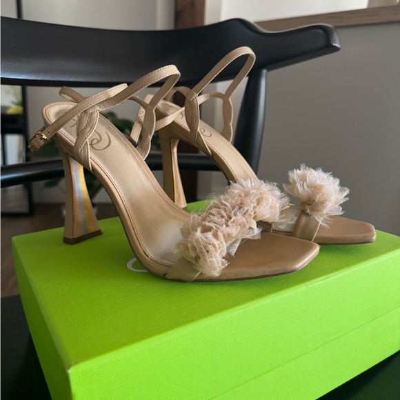 Sam Edelman Leilani Strappy Heel Macadamia - Picture 3 of 3